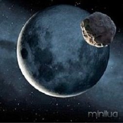 369462-moon-asteroid