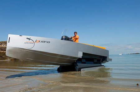 a98255_iguana-29-amphibious-yacht-7