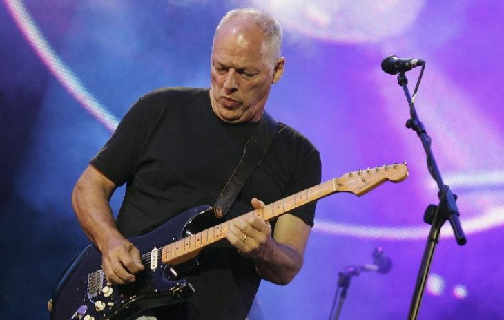 David Gilmour leiloa suas guitarras e arrecada 21 milhões de dólares para combater a mudança climática