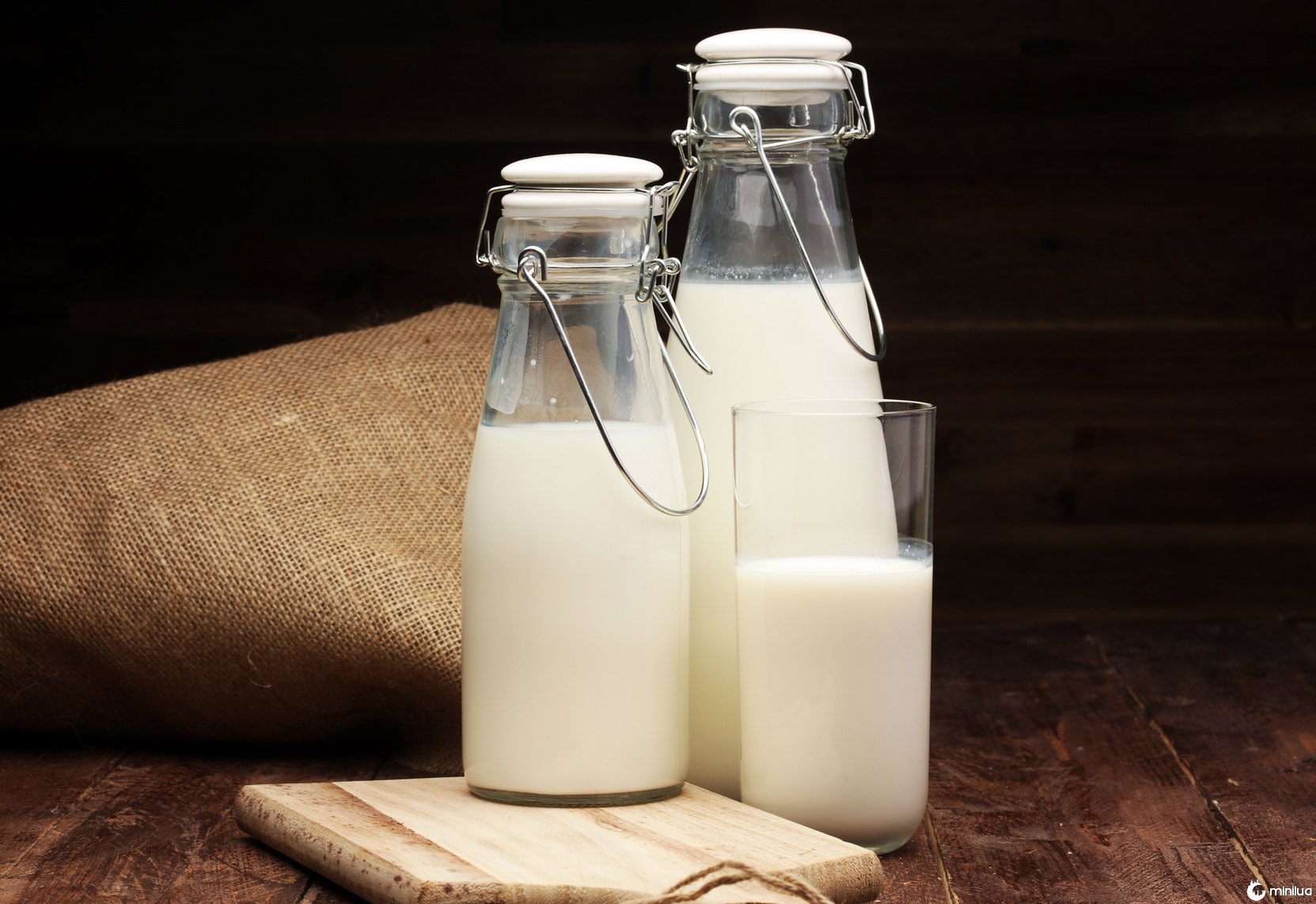 Existe um melhor horário no dia para tomar leite?