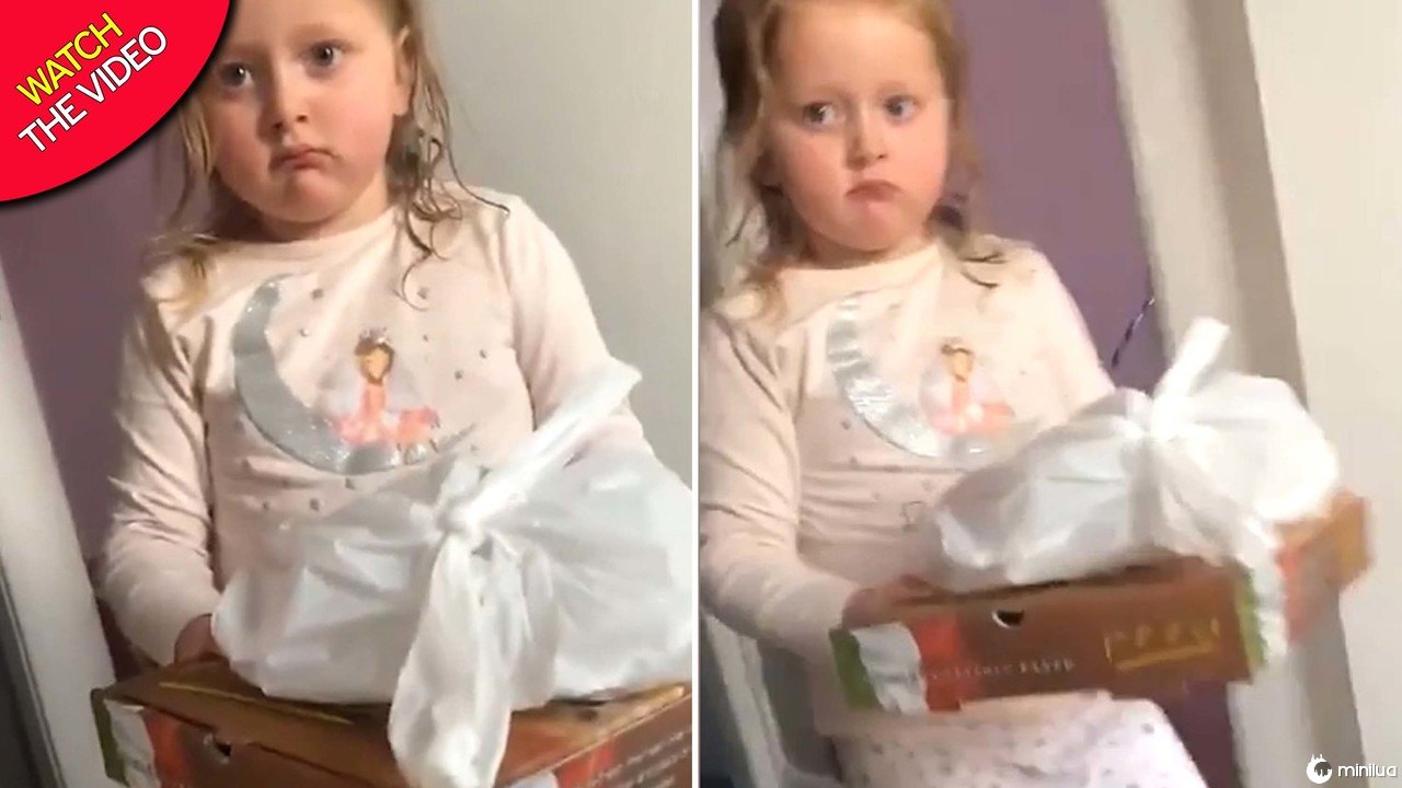 Menina de 5 anos, recebe entrega de pizza do vizinho e sofre quando é forçada a devolvê-la